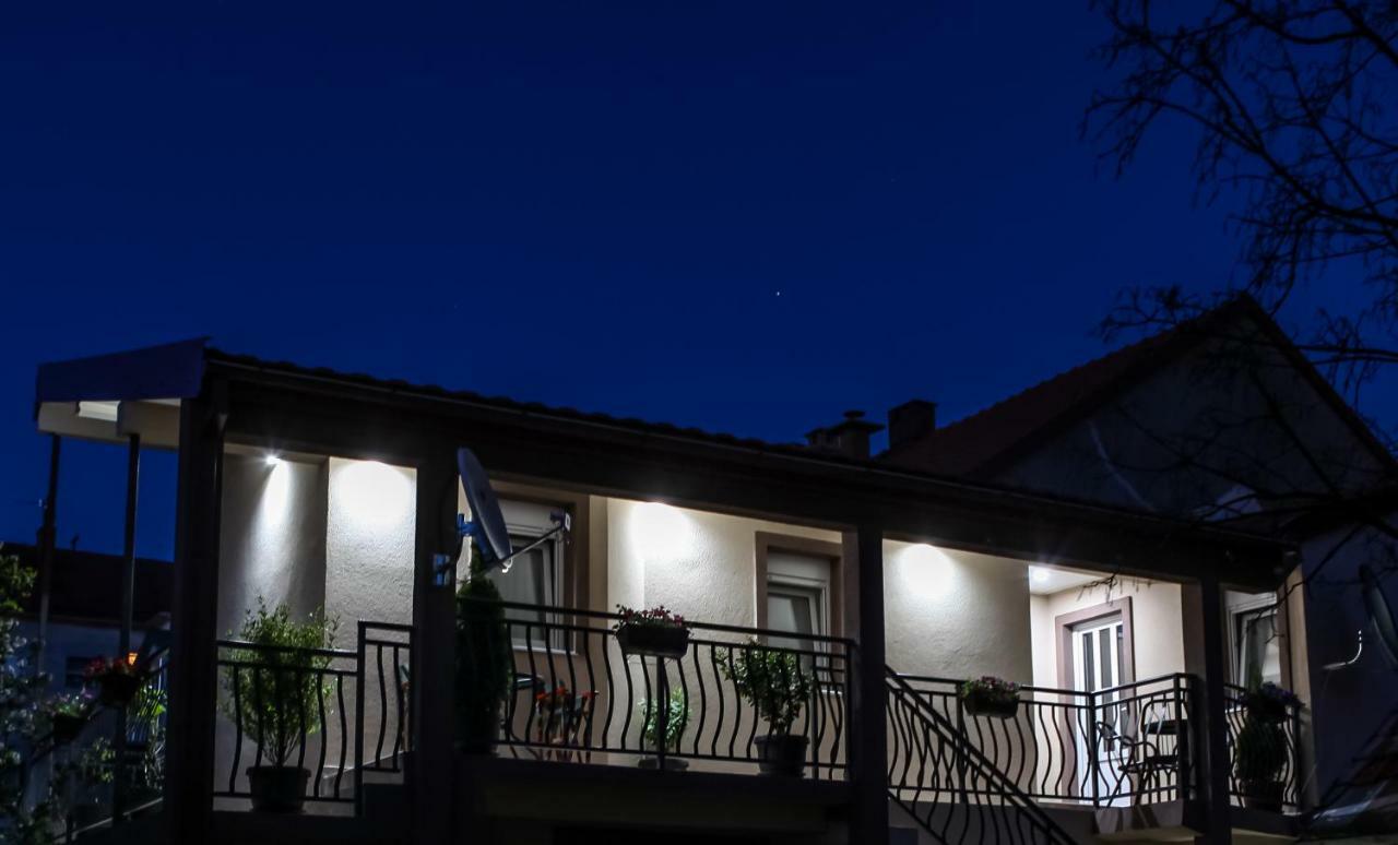 Apartman Kaća Cetinje Bagian luar foto